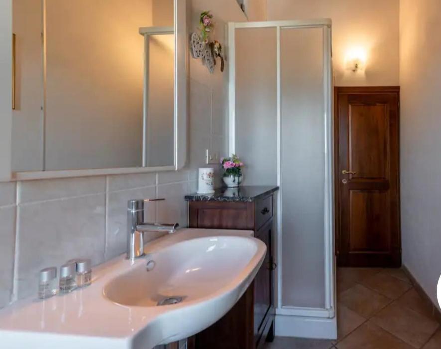 Il Leccio - Casa Toscana San Gimignano Gambassi Terme Exterior foto